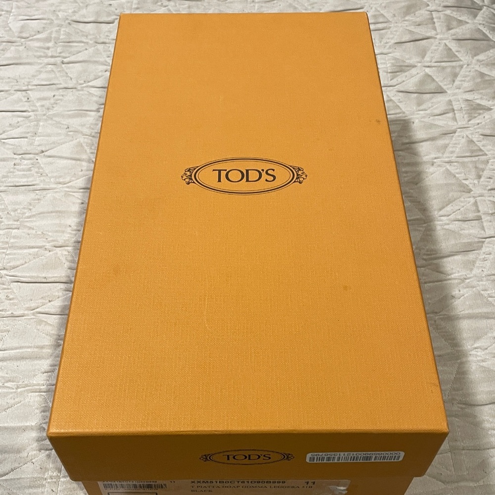 Tod’s Men’s Slip-on Black Loafer Shoes - Picture 6 of 6